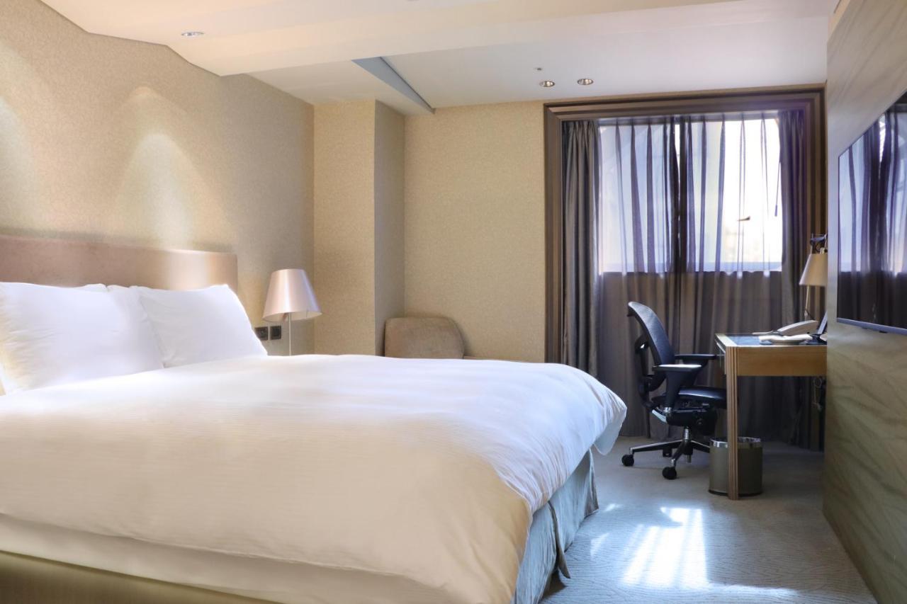 The Landis Taipei Hotel Exterior photo Deluxe room