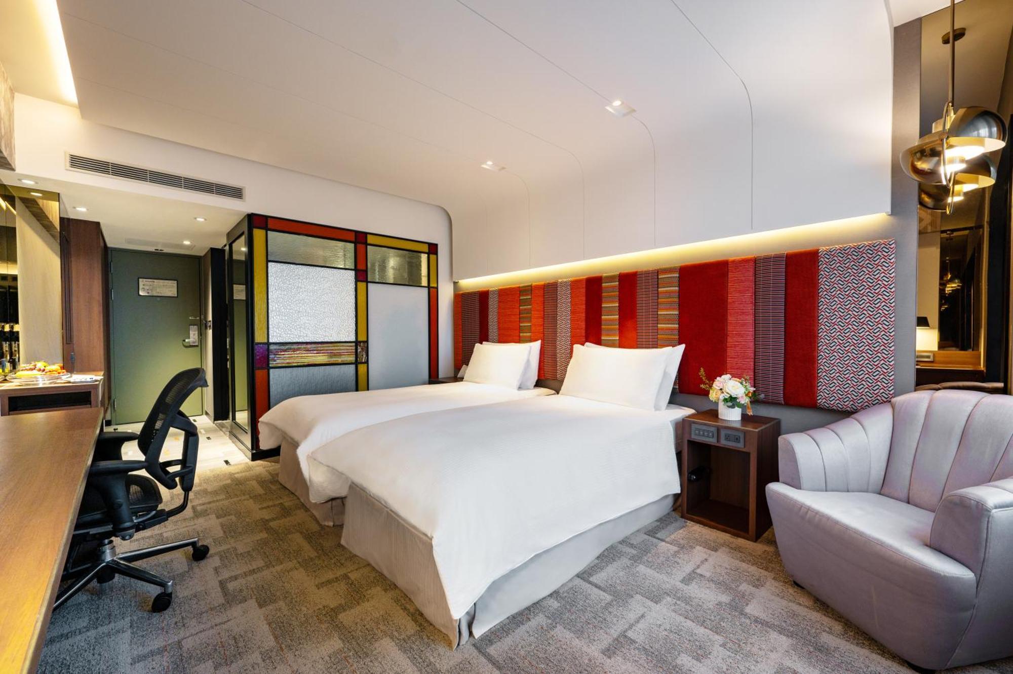 The Landis Taipei Hotel Exterior photo Deluxe Room