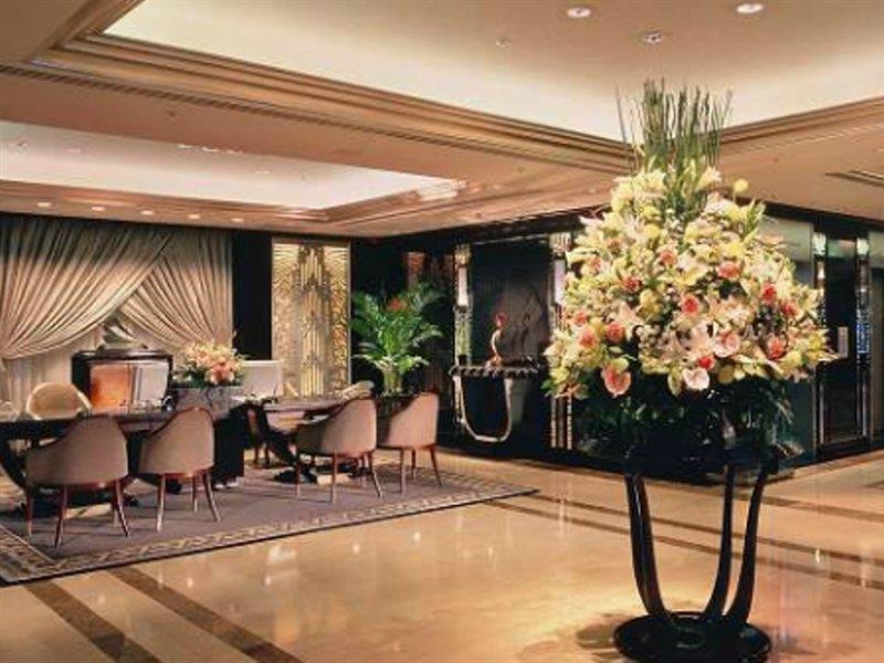 The Landis Taipei Hotel Exterior photo The lobby of the hotel